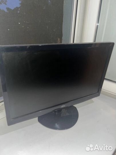 Монитор fujitsu