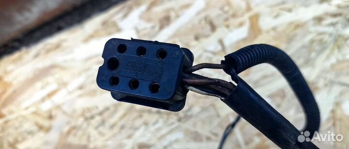 Электро разъём Mercedes Benz w123 9626