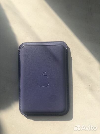 Кардхолдер Apple