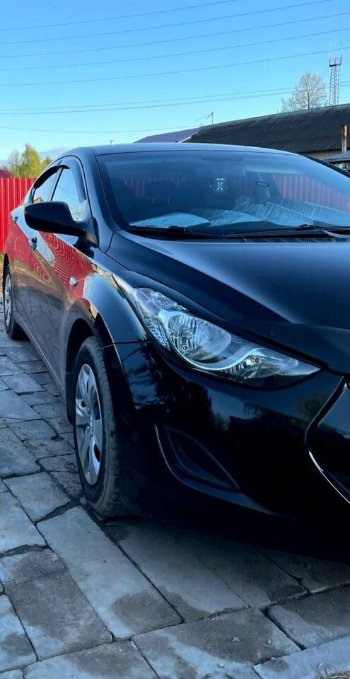 Hyundai Elantra: фото владельца