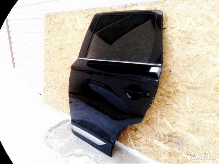 Дверь задняя левая Митсубиси Аутлендр 3