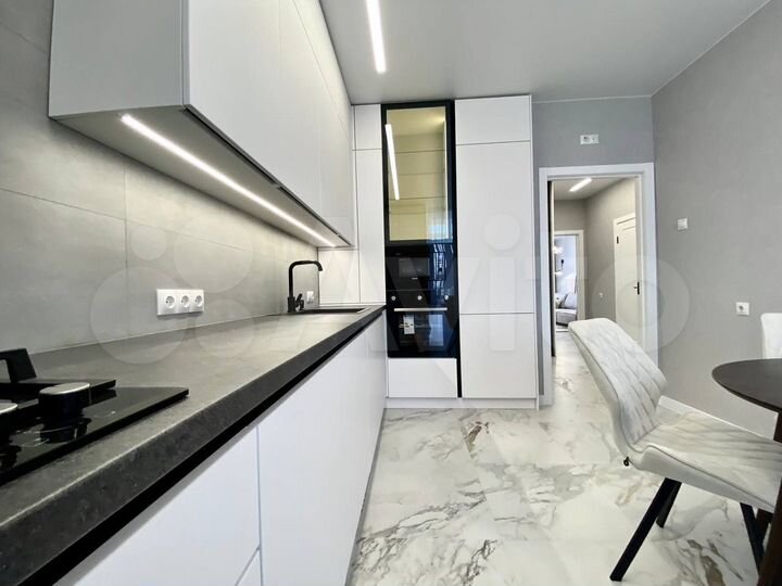 2-к. квартира, 65 м², 12/13 эт.