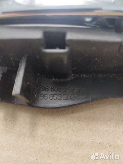 Ручка двери внутренняя передняя правая Peugeot 308