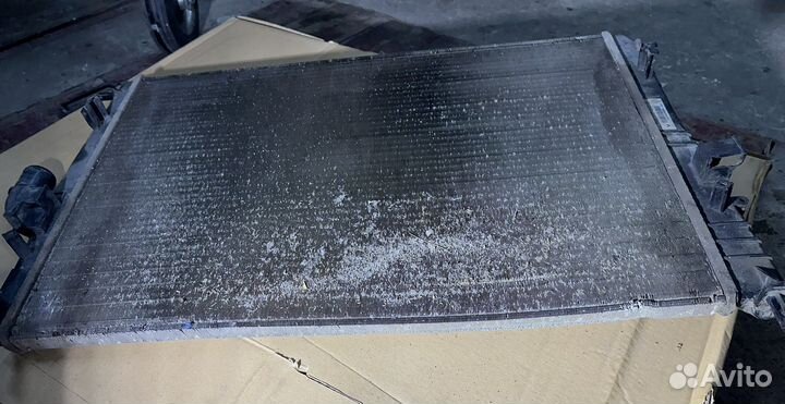 Радиатор renault duster2013г,оригинал