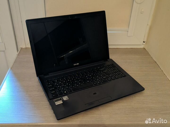 Ноутбук dns w-650eh на разбор