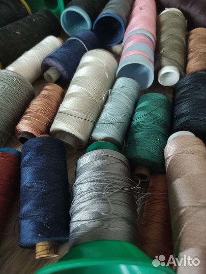Нитки швейные