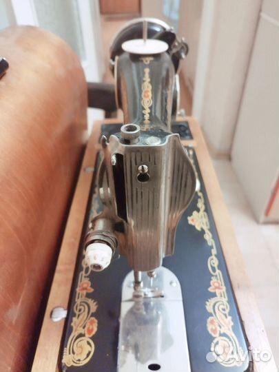 Швейная машинка бу