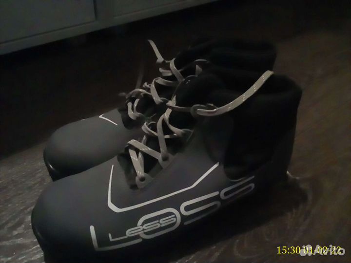 Лыжные ботинки salomon 42р. SNS