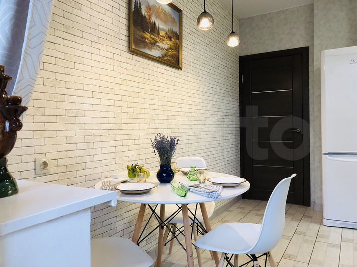 2-к. квартира, 57,5 м², 3/17 эт.