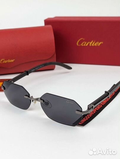 Солнцезащитные очки