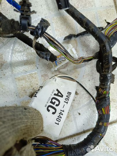 Проводка салона Ford Focus 3