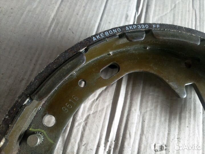 Тормозные колодки, новые 4шт