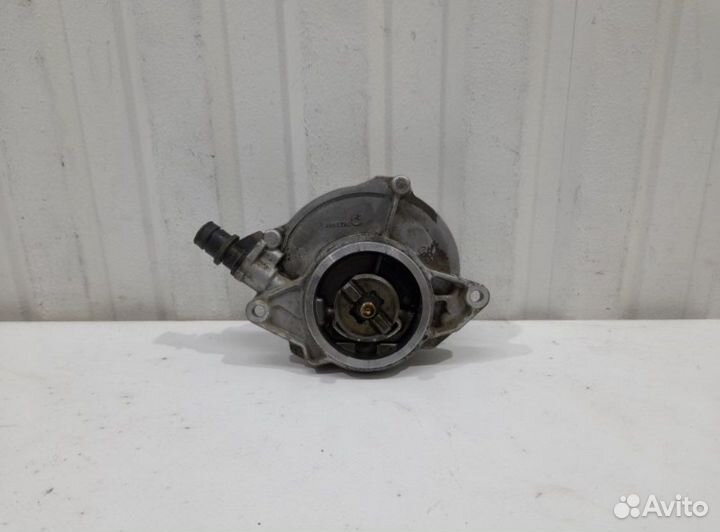 Насос вакуумный Volkswagen touareg nf 3.0 casa