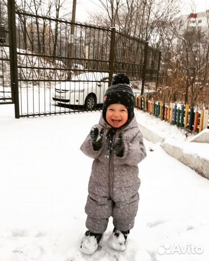 Зимний комбинезон новый Gap