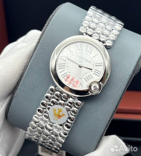 Женские часы Cartier