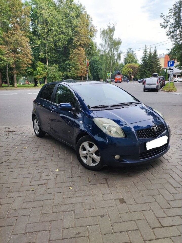 Toyota Yaris: фото владельца