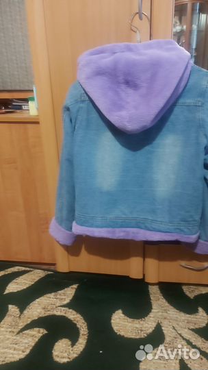 Джинсовая куртка женская