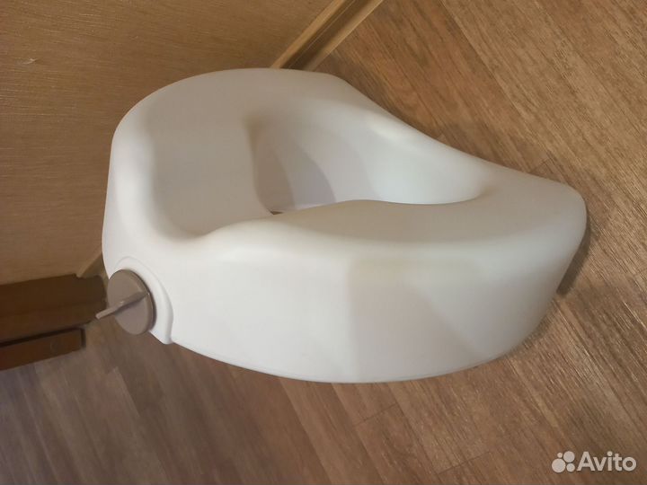 Дополнительная проставка на унитаз