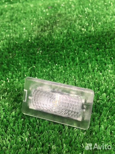 Фонарь салона (плафон) Tesla Model S 2012