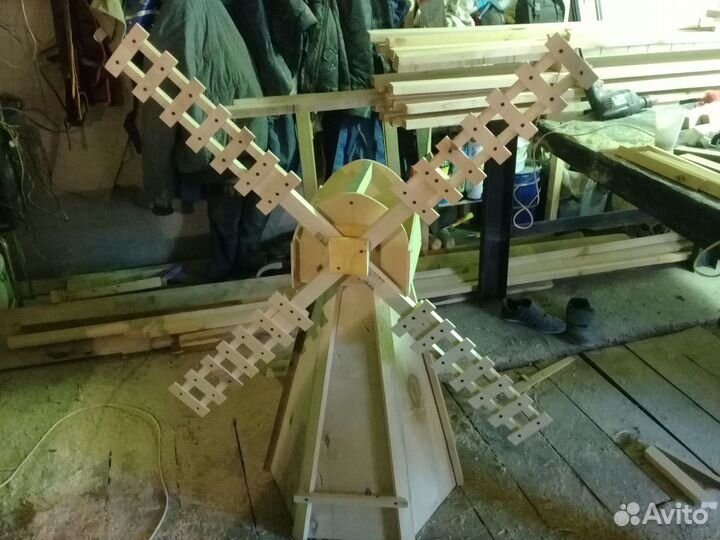 Декоративная мельница