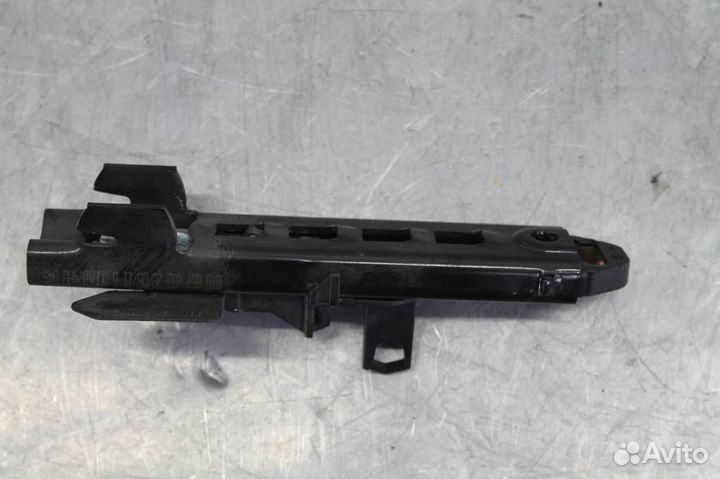 Механизм регулировки ремня безопасности Audi A6(C