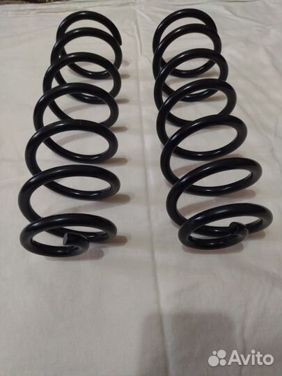 Пружины задние
