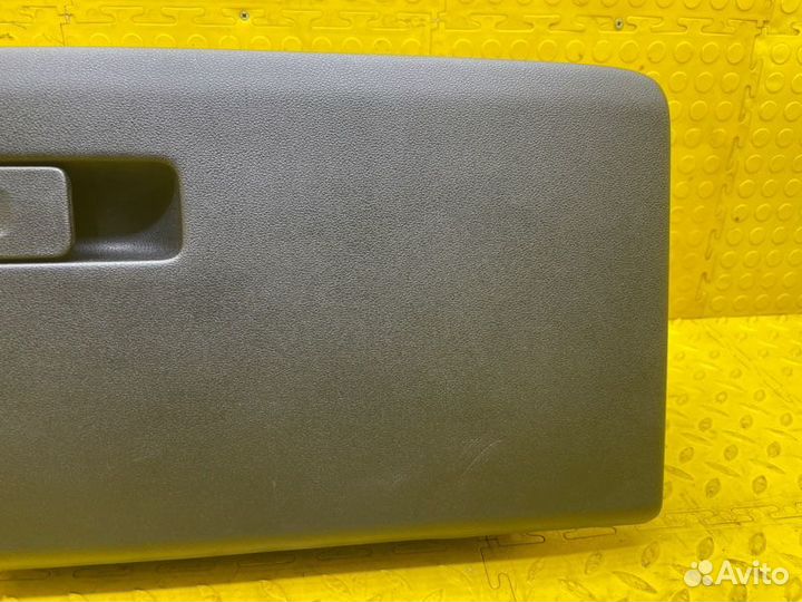 Б/У Бардачок - В хорошем состоянииn- оригиналnnу