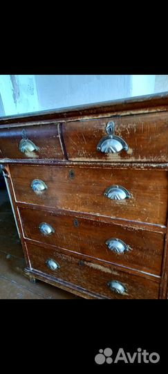 Комод деревянный старинный. Доставка авито
