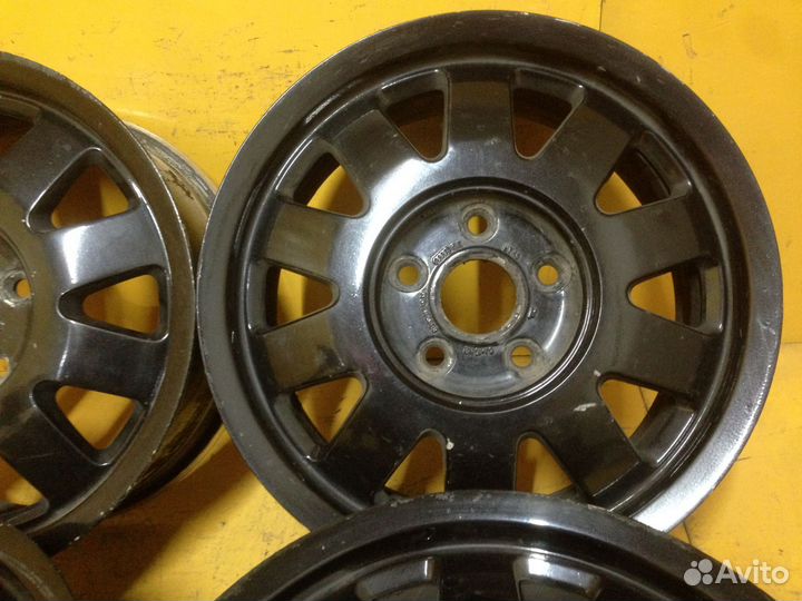 4 шт. Диски Audi R15 (5х112)