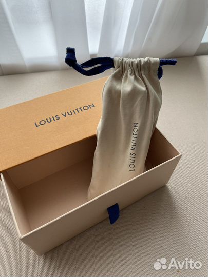 Солнцезащитные очки louis vuitton