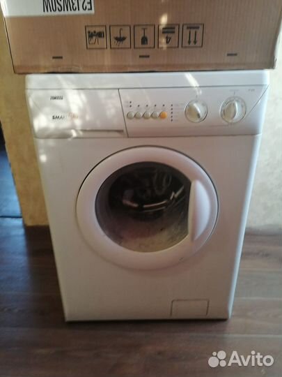 Стиральная машина на запчасти zanussi