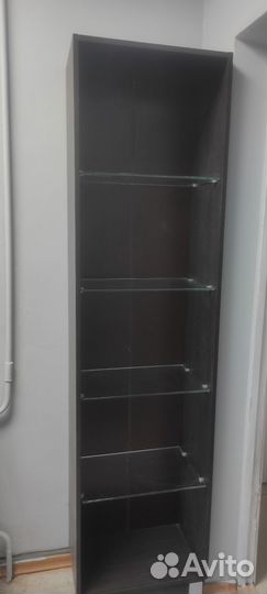 Маникюрный стол