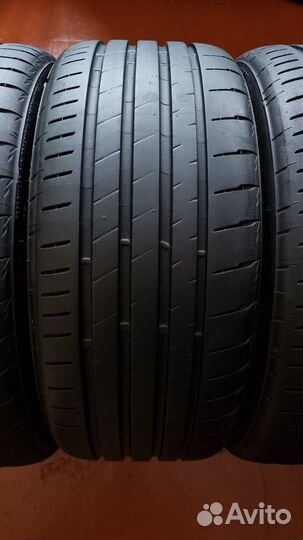Bridgestone Potenza S007A 245/35 R20