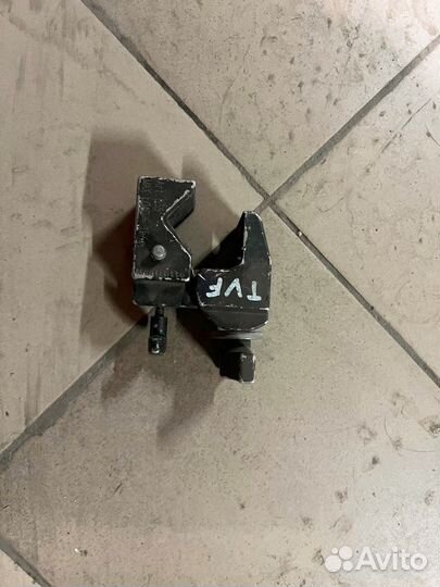 Avenger Super Clamp 1575