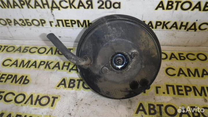 Усилитель тормозов вакуумный Nissan Serena 1992-2