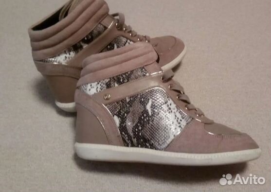 Кроссовки женские River Island на танкетке