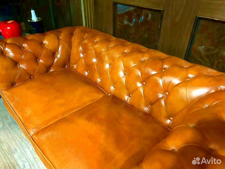 Кожаный диван честер