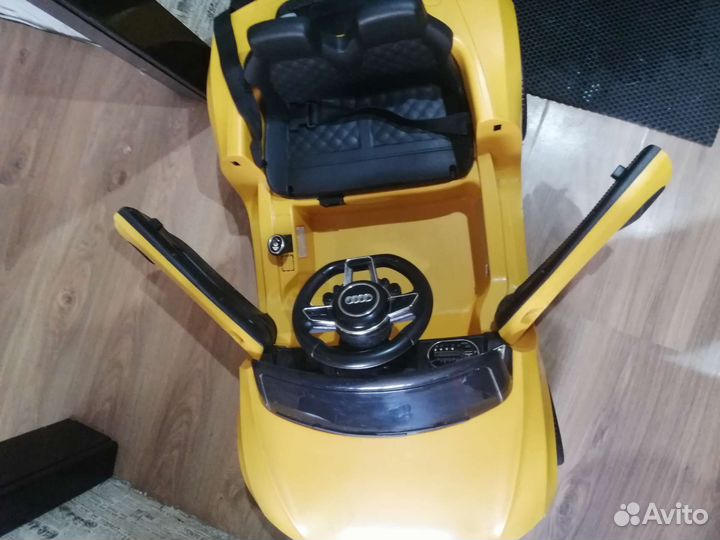 Детский электромобиль бу