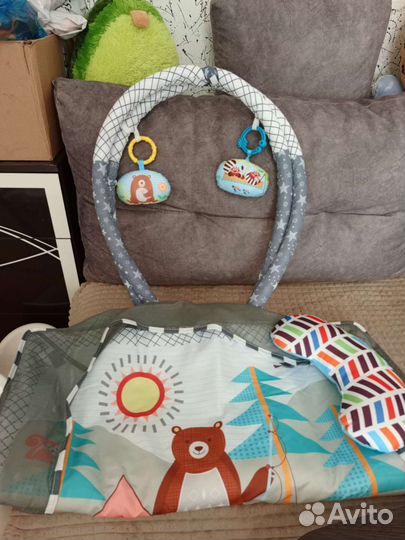 Развивающий коврик