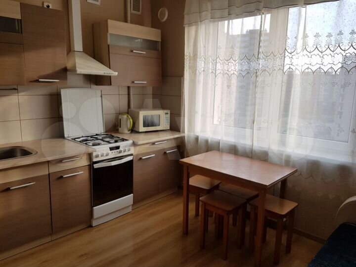 1-к. квартира, 42 м², 7/10 эт.