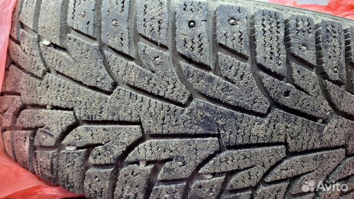 Hankook Winter I'Pike 215/65 R16 98