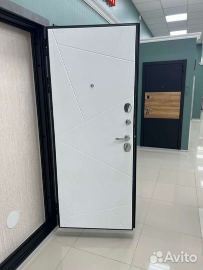 Дверь входная металлическая Геометрия