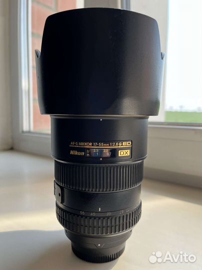 Объектив Nikon 17-55mm f/2.8G ED-IF AF-S DX