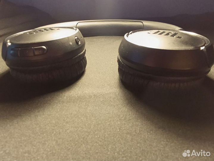 Беспроводные наушники jbl tune 520bt