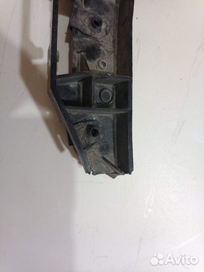 Крепление переднего бампера Ford Edge, II