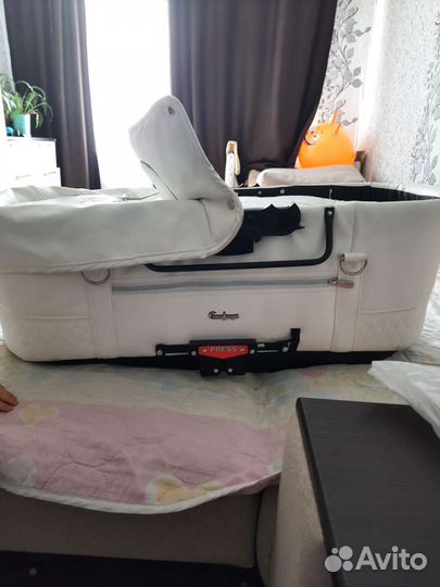 Коляска 2 в 1 эко кожа