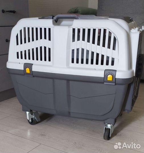 Переноска для средних собак