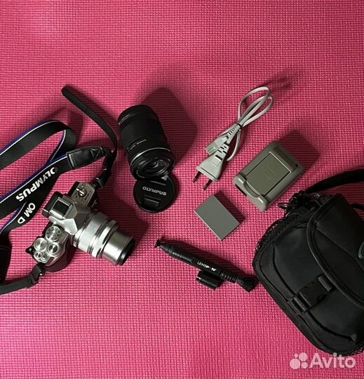 Фотоаппарат Olympus OM-D E-M10 Mark III