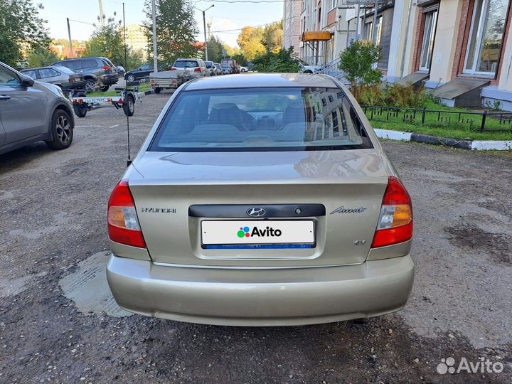 Hyundai Accent 1.5 AT, 2002, 300 000 км