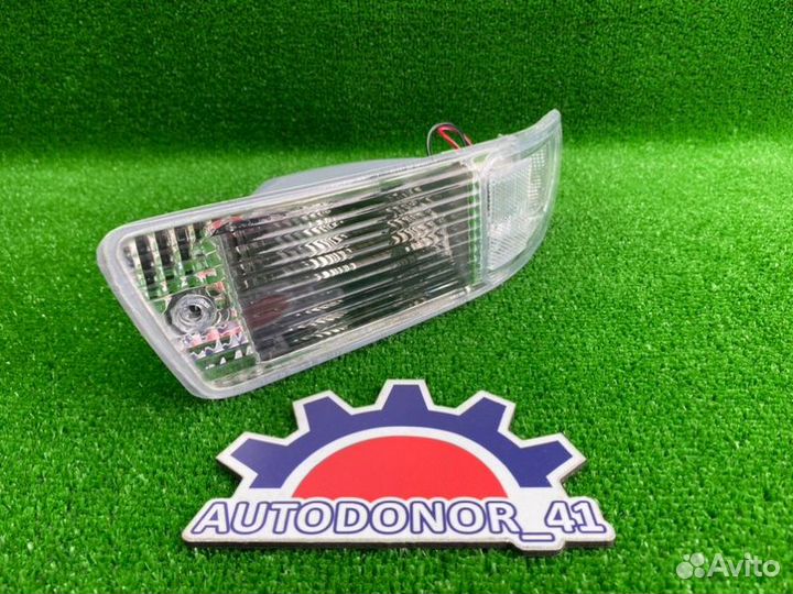 Повторитель поворота в бампер передний левый